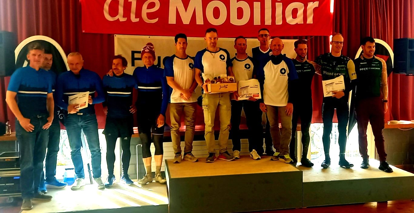 Die Sieger der Originalwettkampfstrecke der Kategorie Mannschaft Männer.