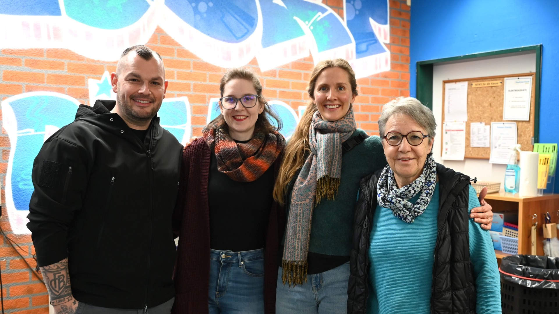 v.l.n.r: Steven Moosmann (Betriebsleiter), Fabienne Unger (Verantwortliche PR & Social Media Brockis), Helen Anyanwu (Fachmitarbeiterin), Ursula Schwarz (Freiwillige Mitarbeiterin).