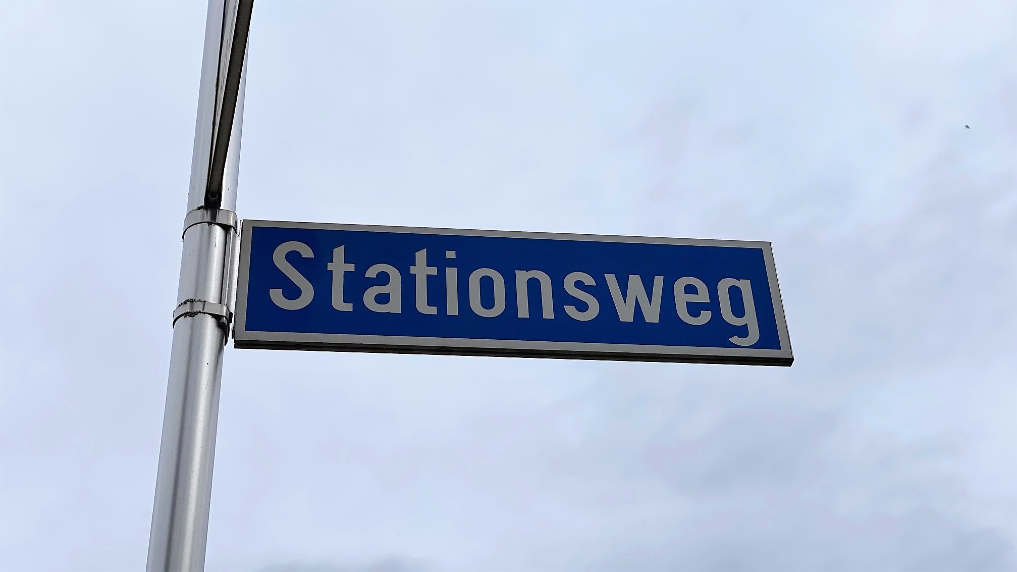 de