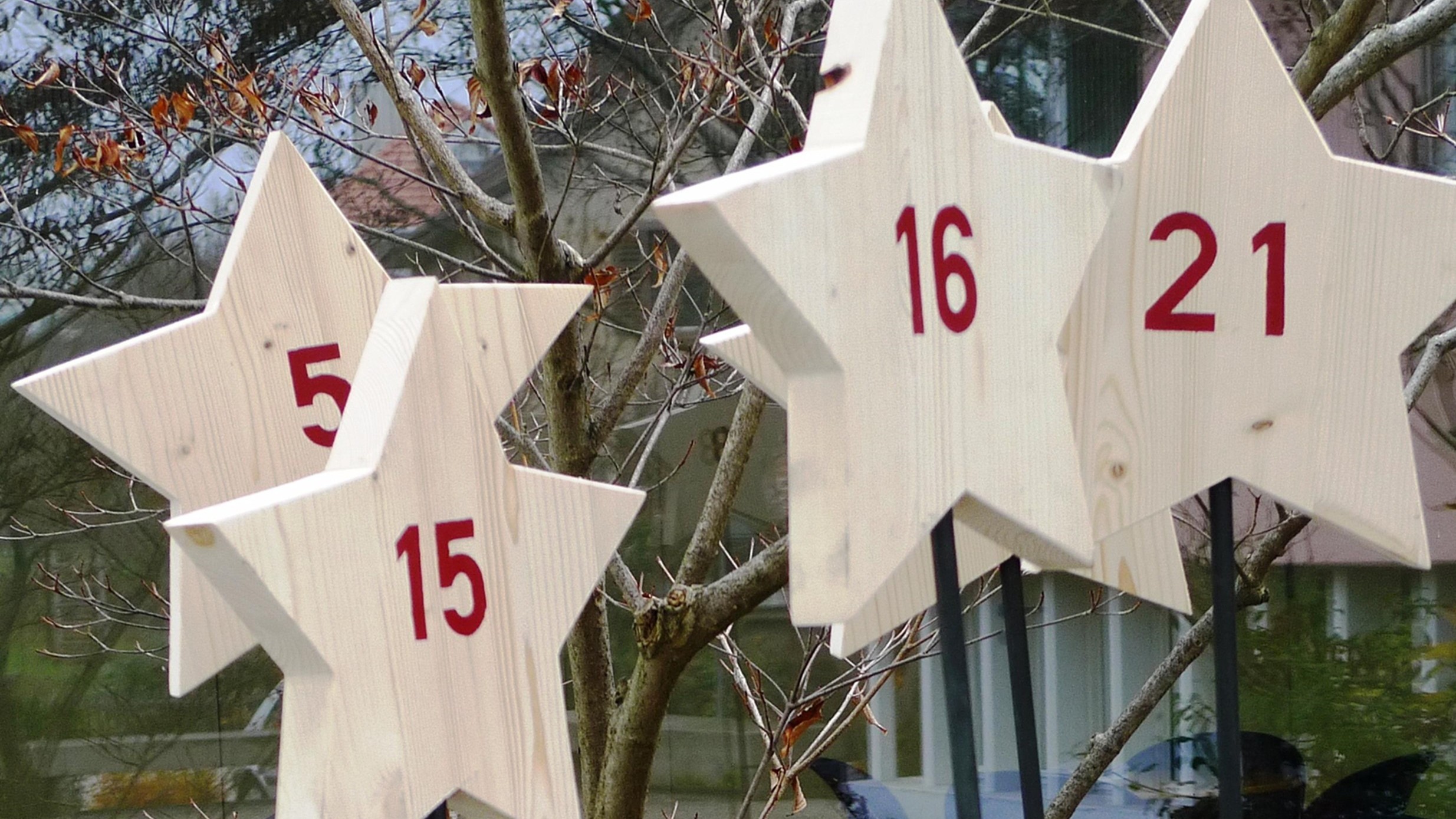 Jeden Abend ein neues Adventsfenster