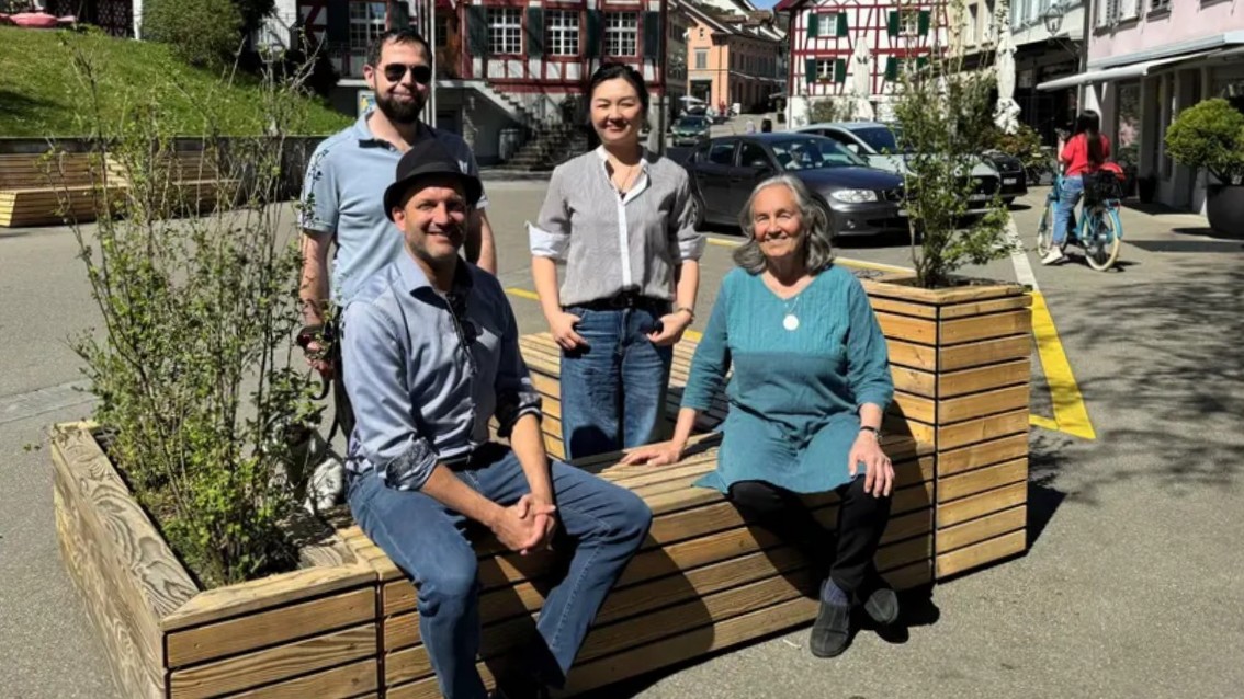 Die Arbeitsgruppe Fair Trade Town Bülach v.l.n.r.: Benjamin Farine, Martin Glaus, Cong Ruan, Barbara Gugerli.